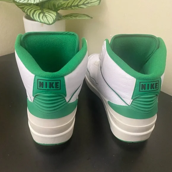 Nike Air Jordan 2 Retro Lucky GreenMens Shoes- Size 10
